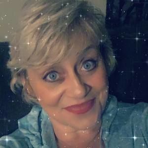 Meet your Posher, Tonya